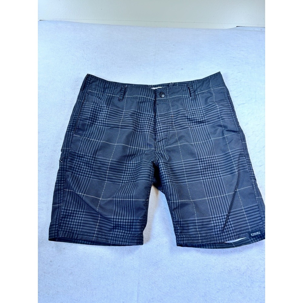 Ezekiel Shorts Mens 34x9 Gray Plaid Versa Hybrid Board Stretch Hook & Loop Fly